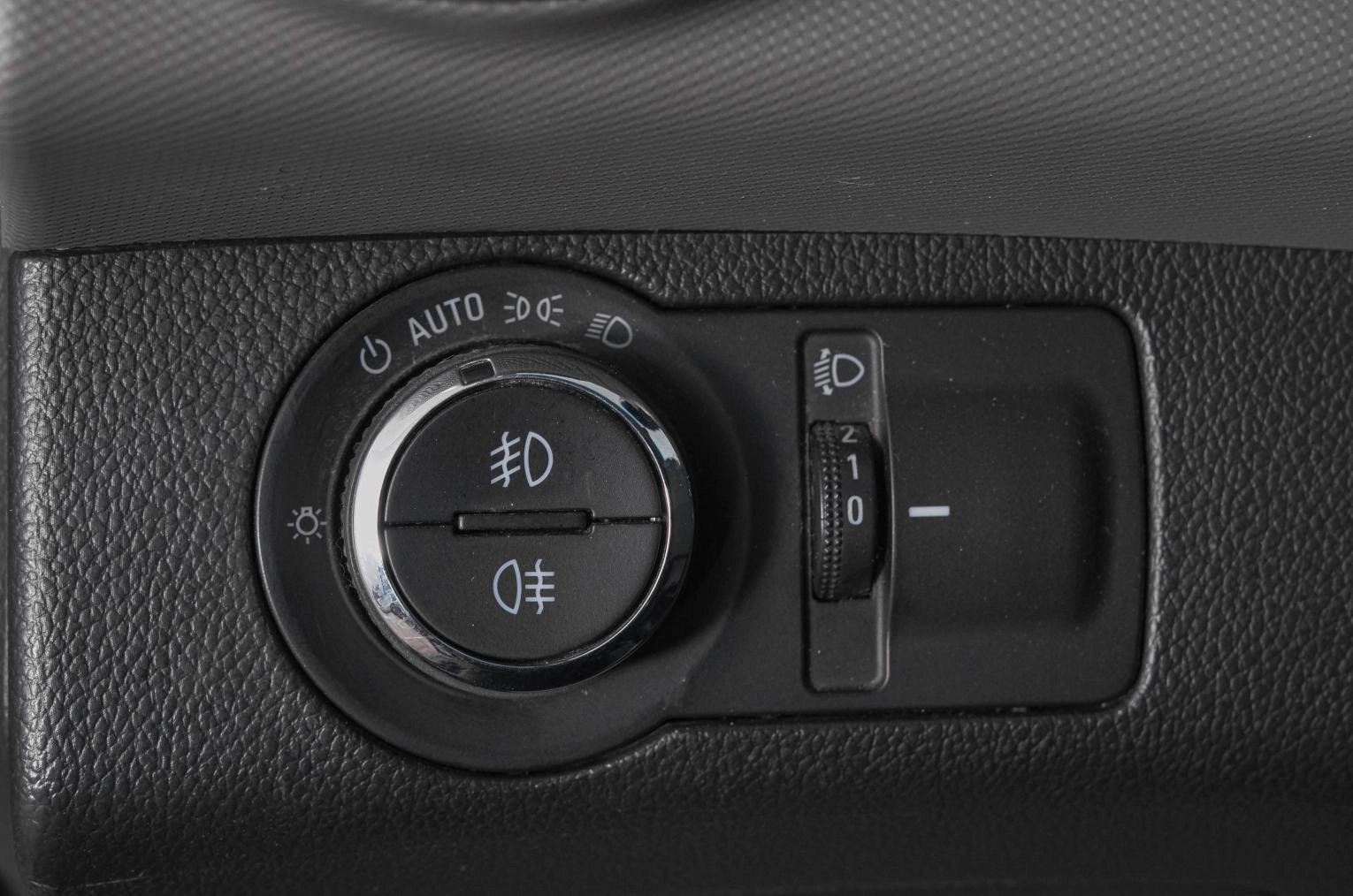 Chevrolet Aveo 21 из 22