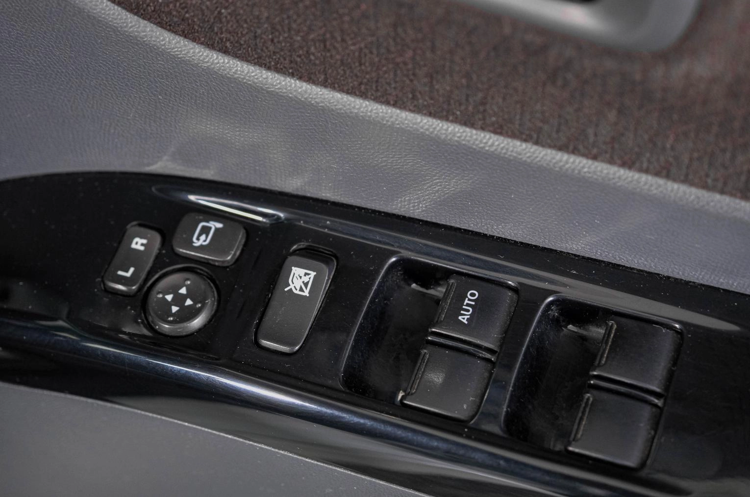 Nissan Roox 20 из 20