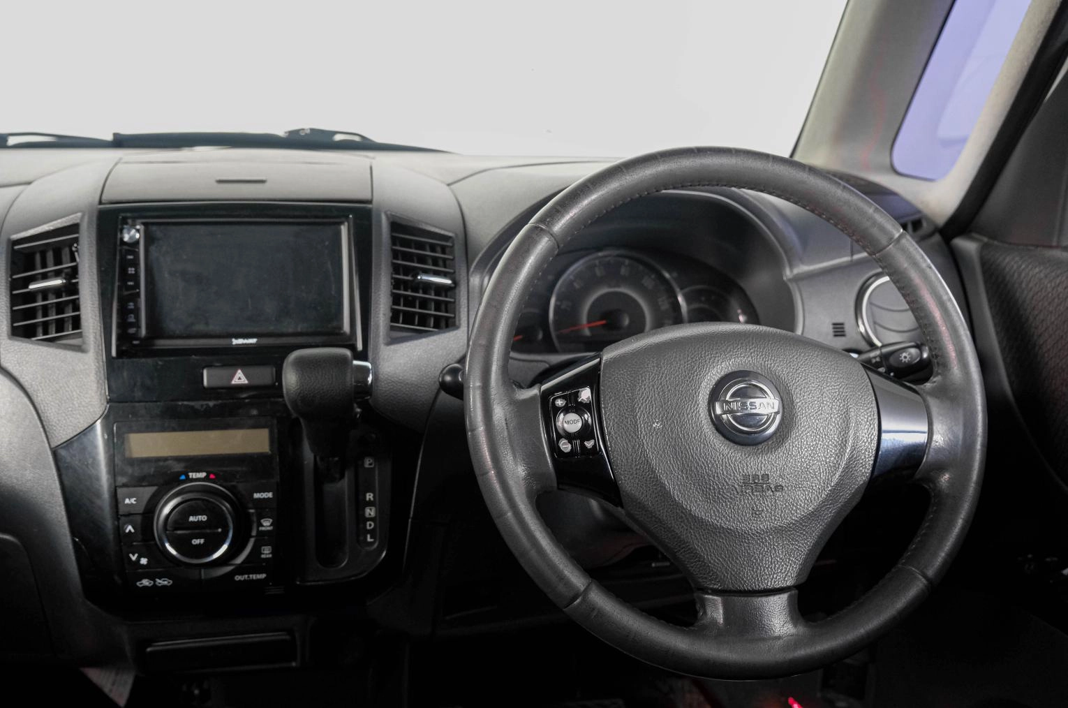 Nissan Roox 14 из 20