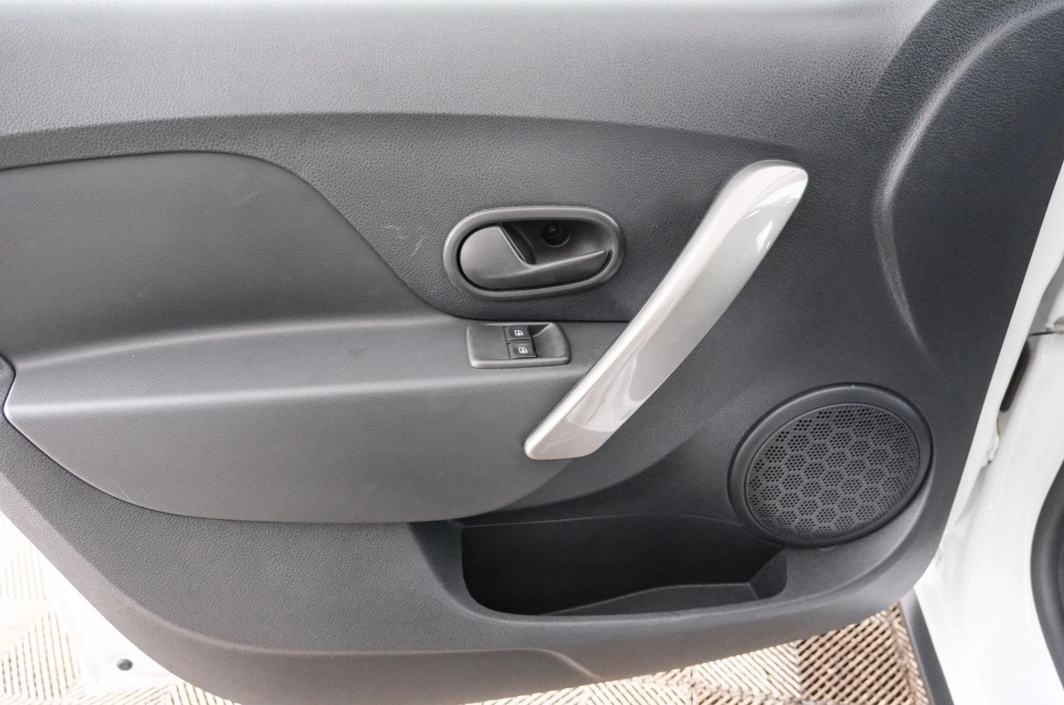 Renault Sandero Stepway 20 из 23