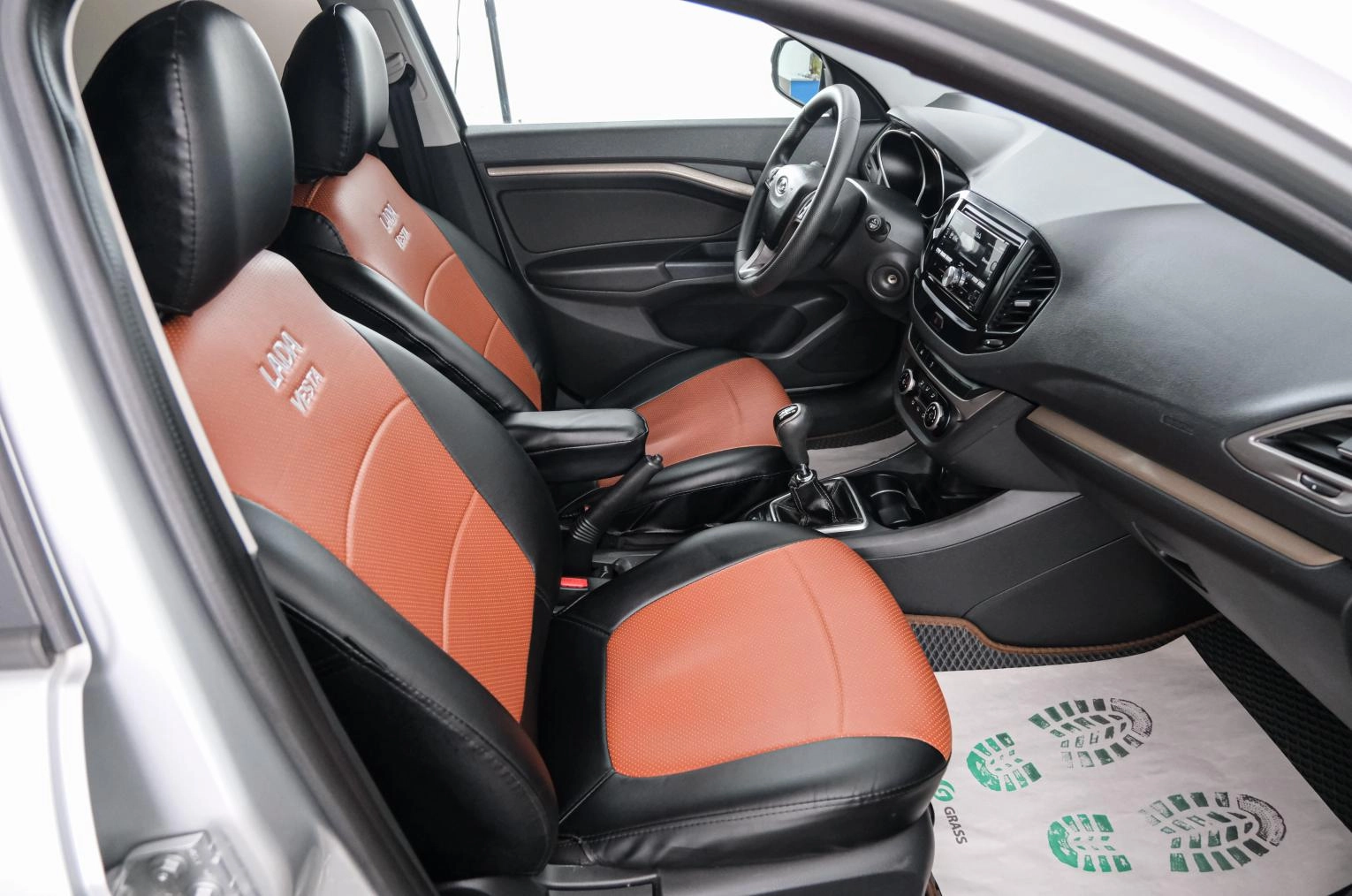 ВАЗ (LADA) Vesta 13 из 23