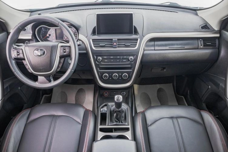 FAW Besturn X80 10 из 29