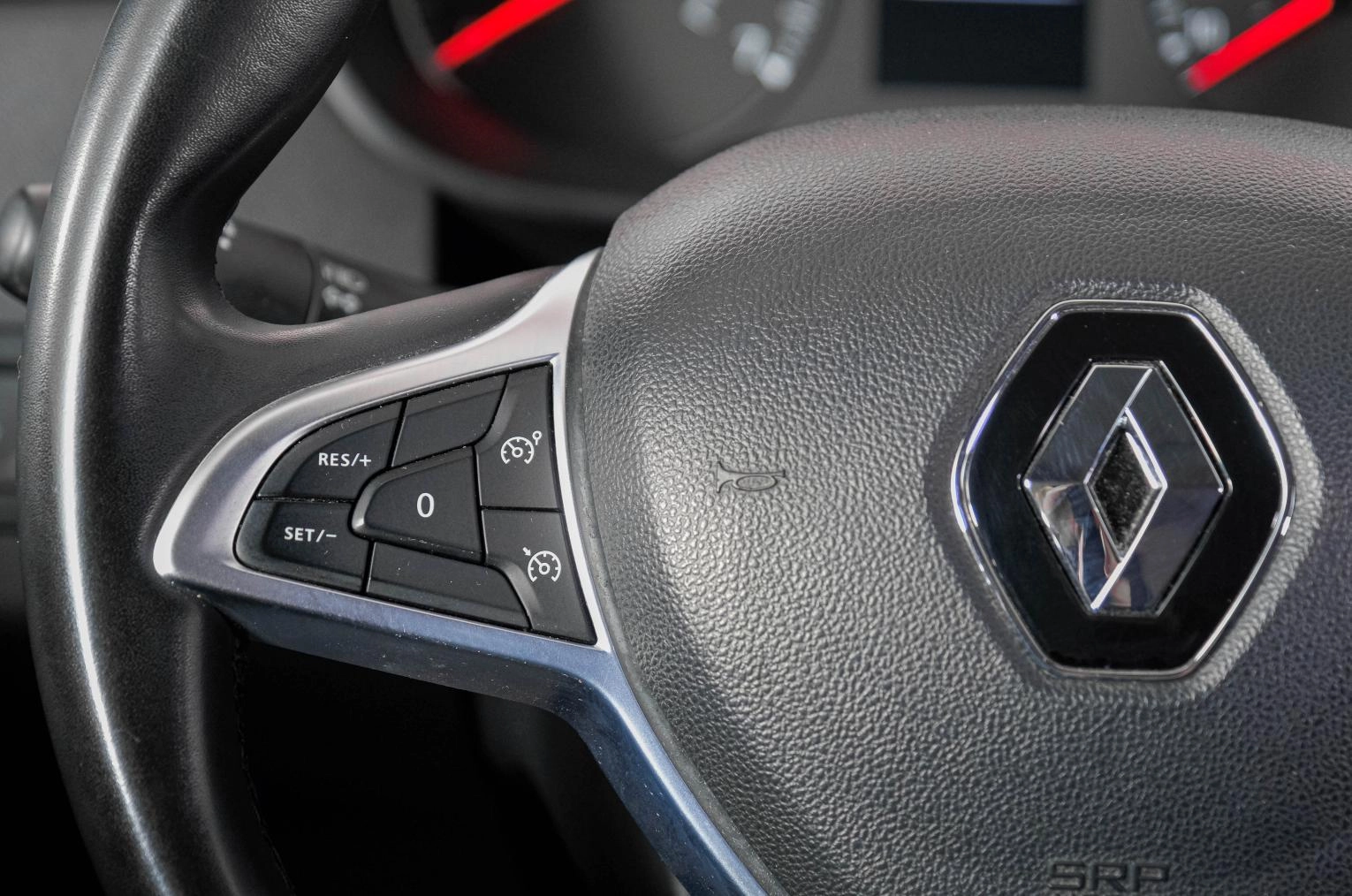 Renault Arkana 16 из 23