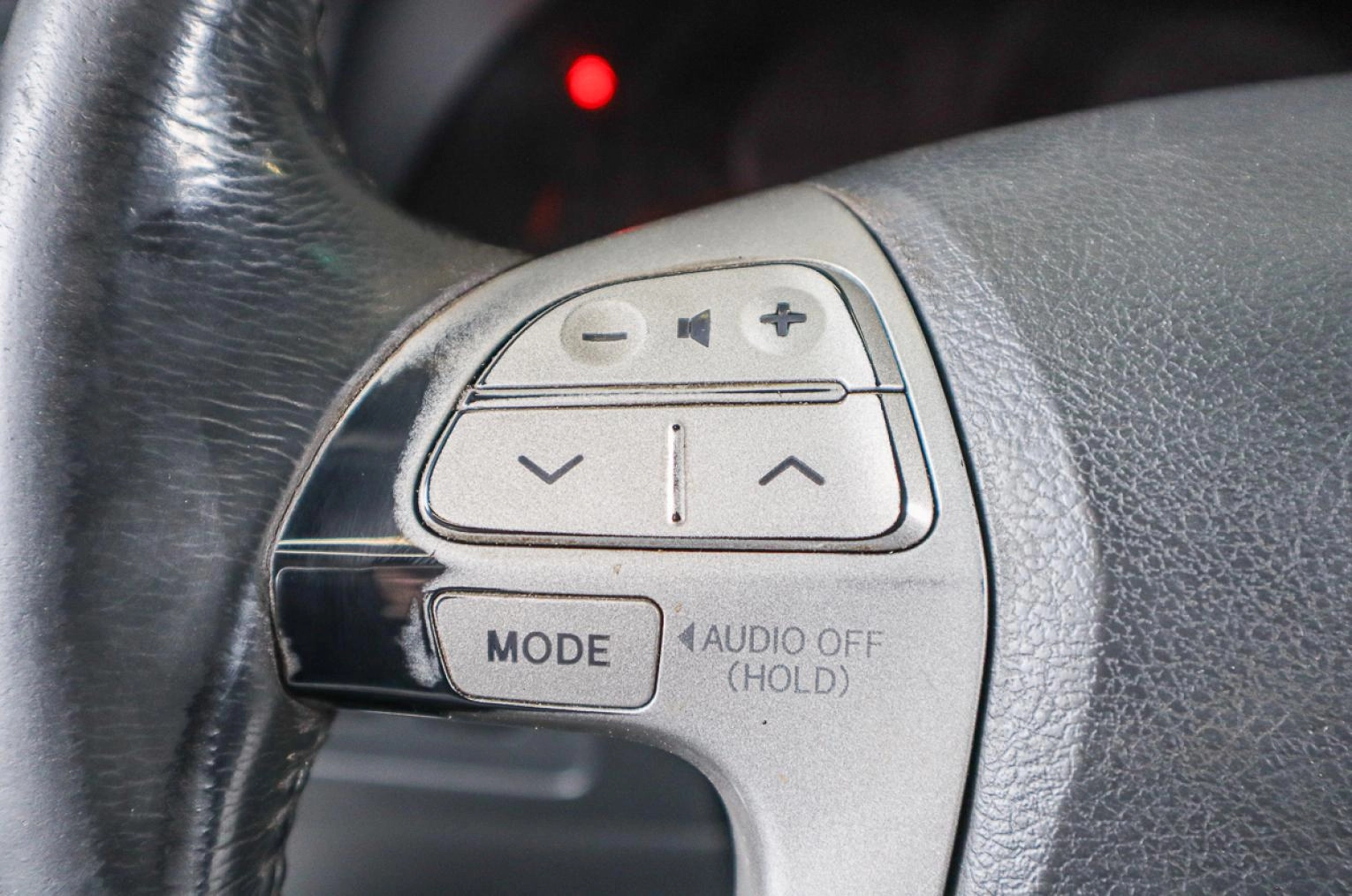 Toyota Camry 10 из 17