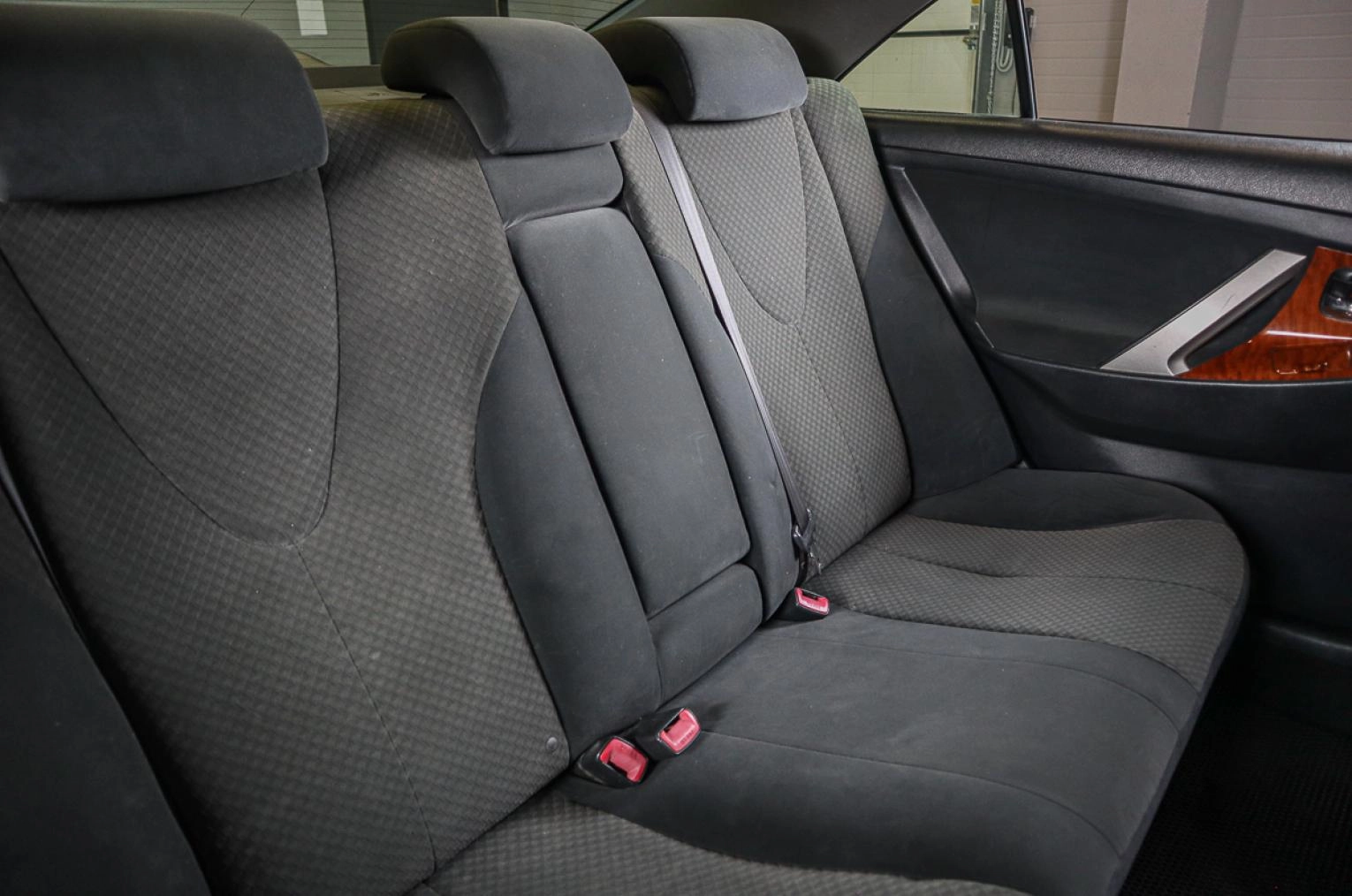 Toyota Camry 15 из 17