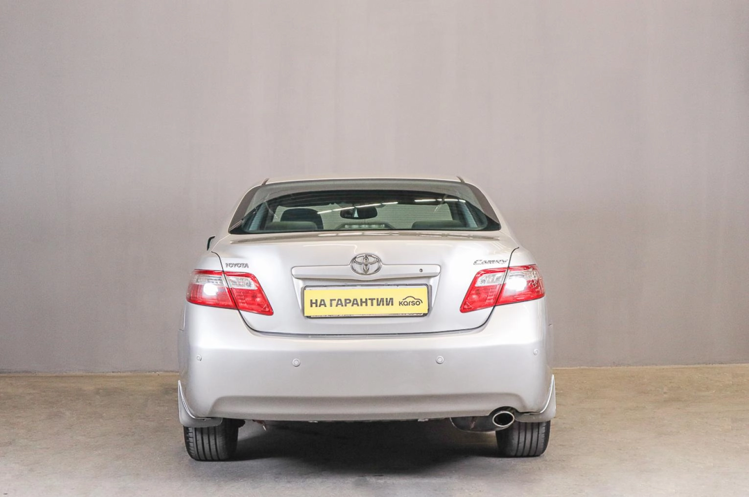 Toyota Camry 5 из 17