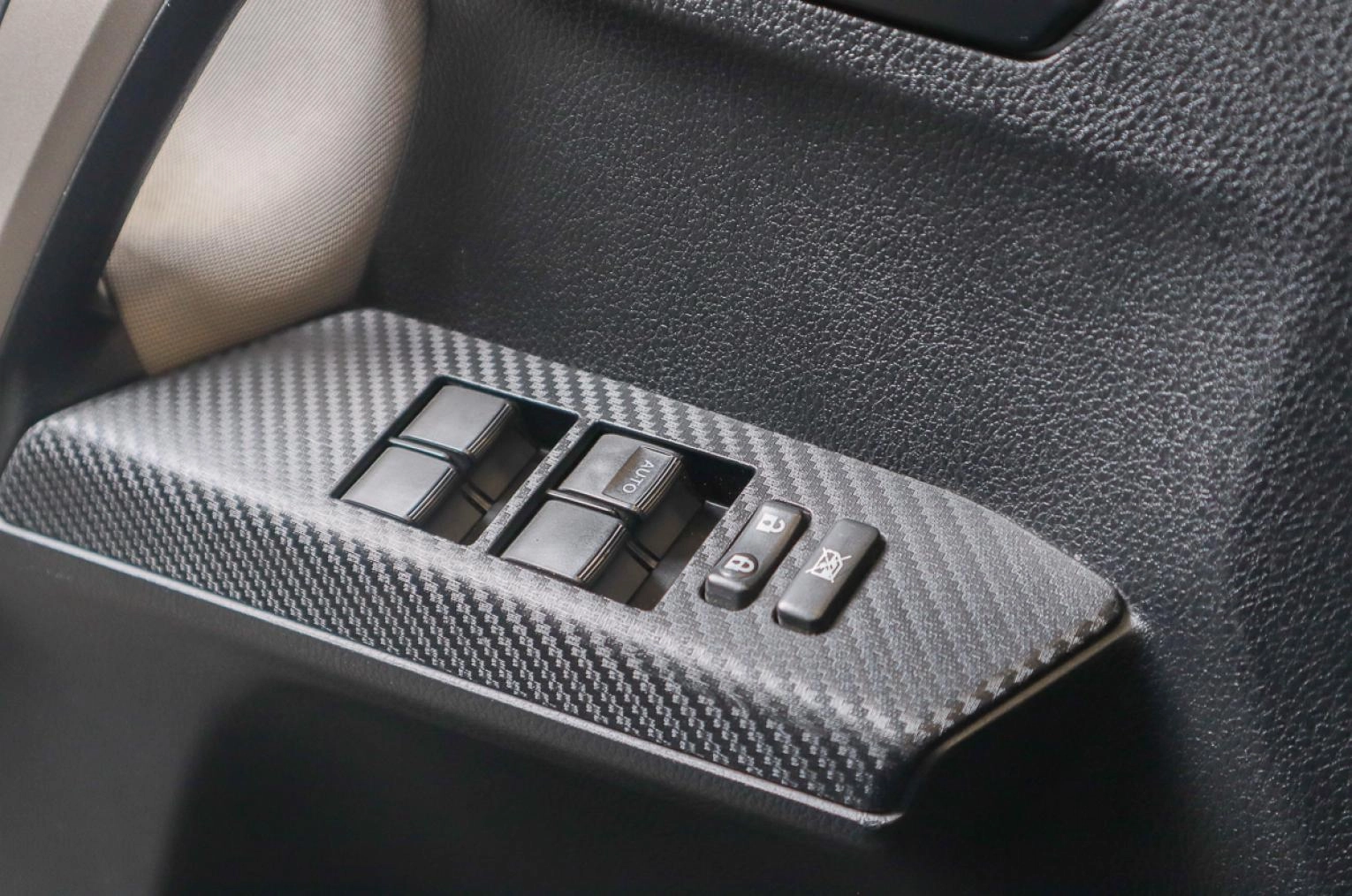 Toyota RAV4 7 из 18