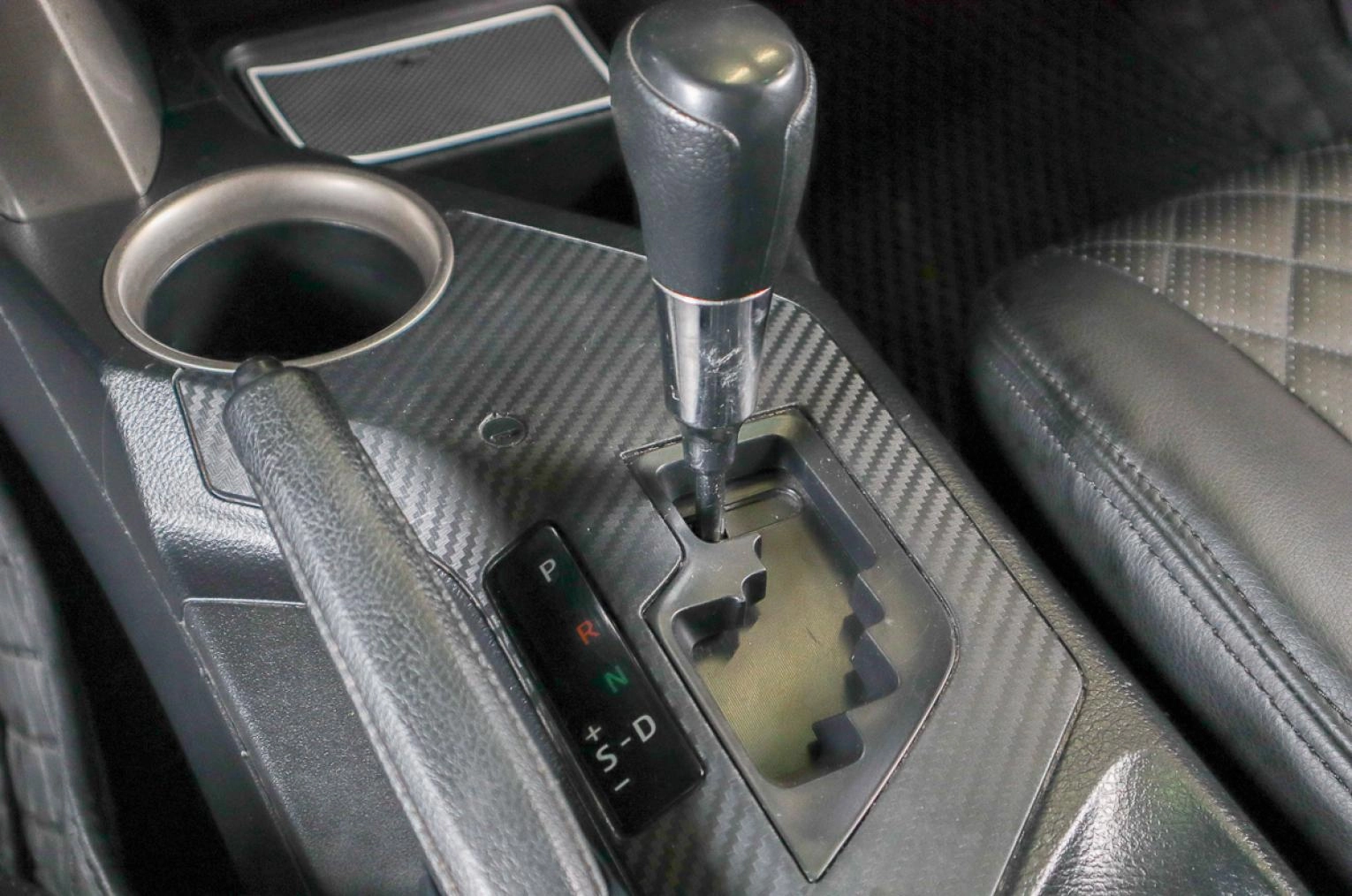 Toyota RAV4 12 из 18