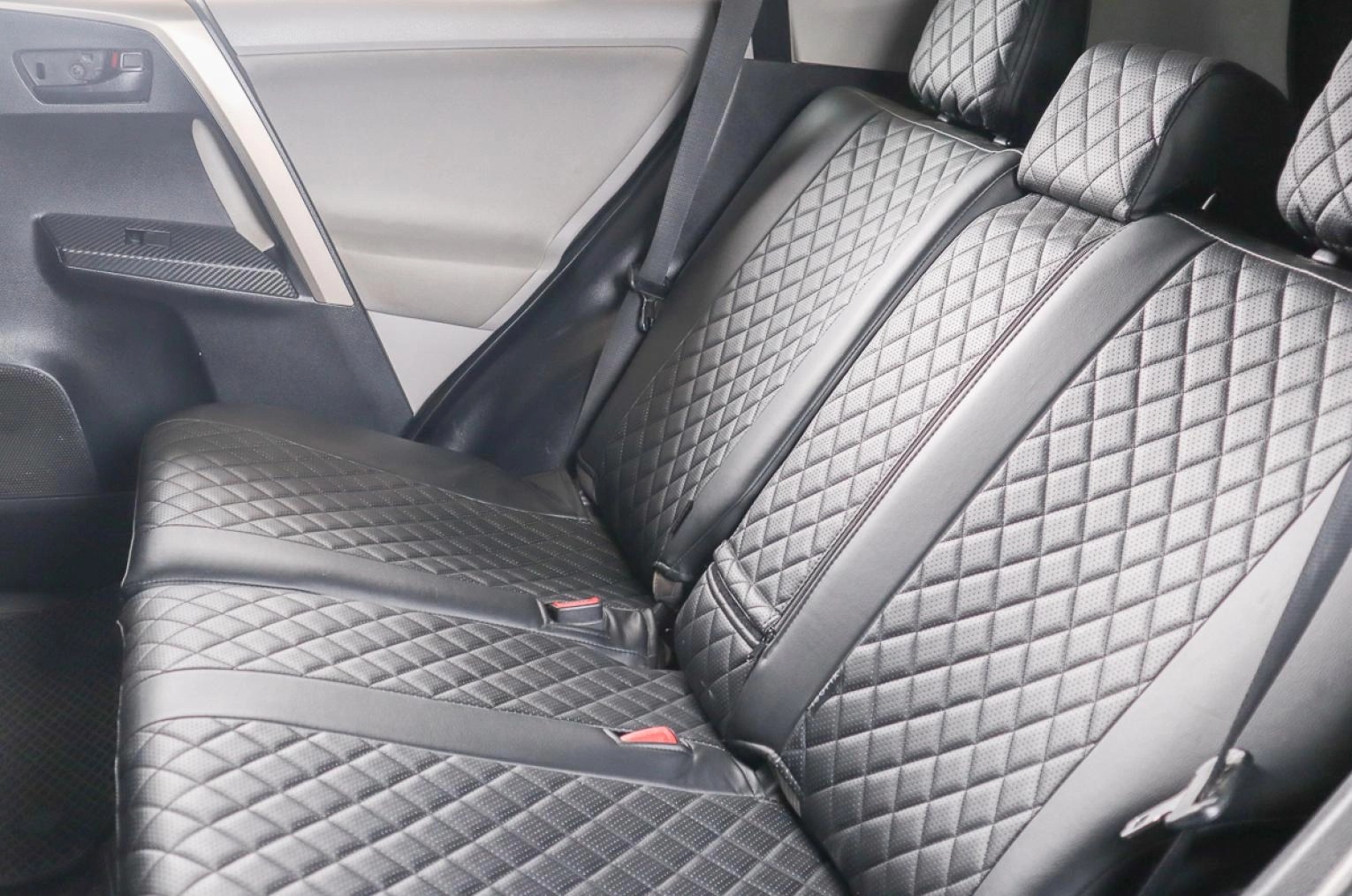 Toyota RAV4 15 из 18