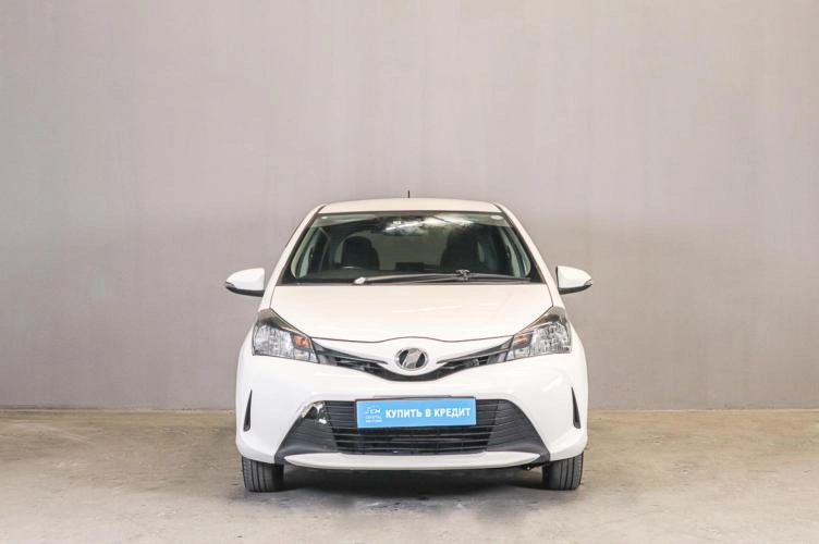 Toyota Vitz 2 из 5