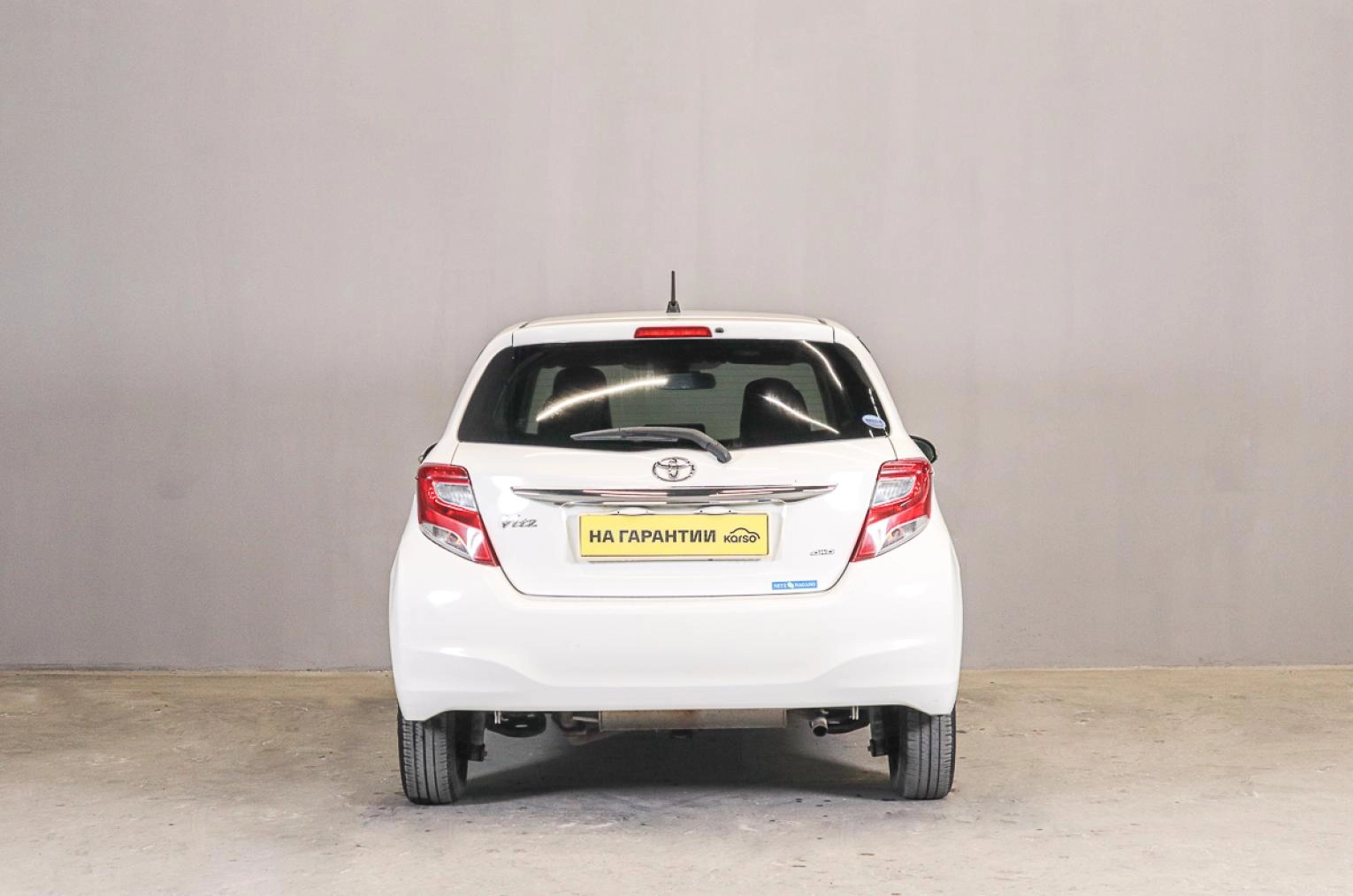 Toyota Vitz 5 из 16