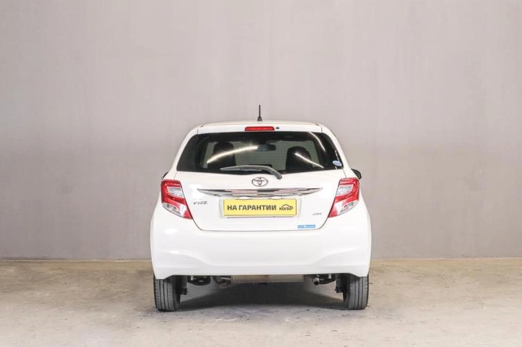 Toyota Vitz 5 из 5