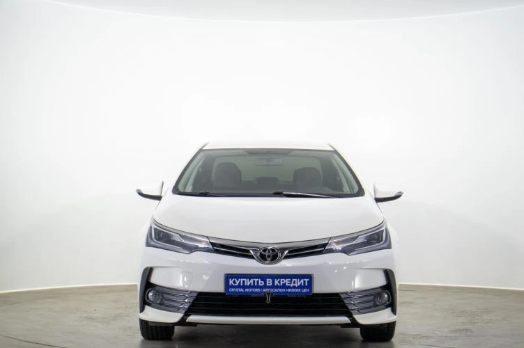 Toyota Corolla 2 из 5