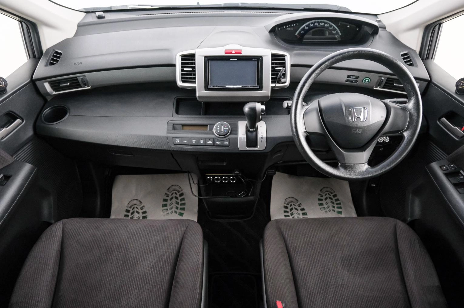 Honda Freed 10 из 23