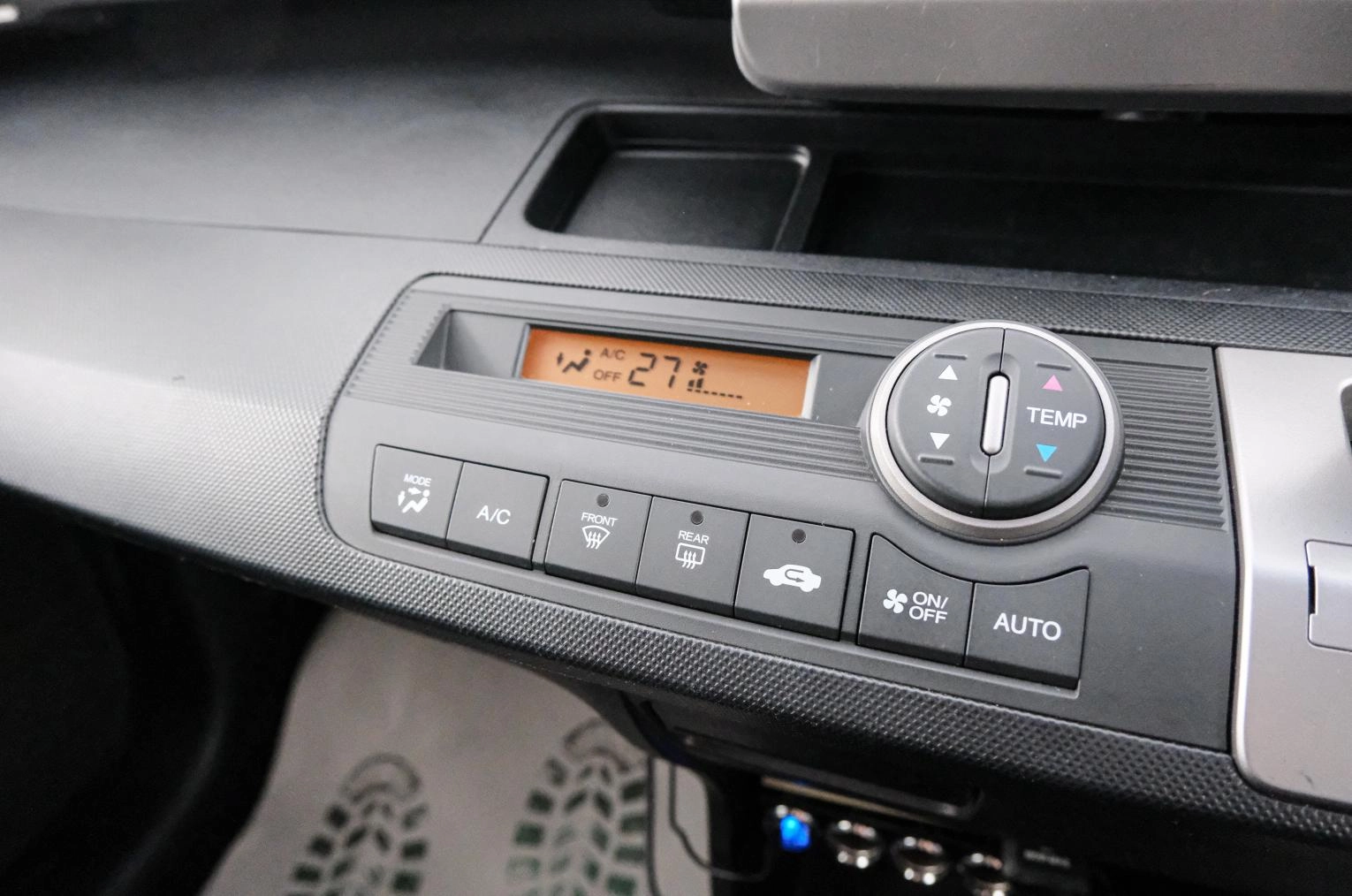 Honda Freed 17 из 23