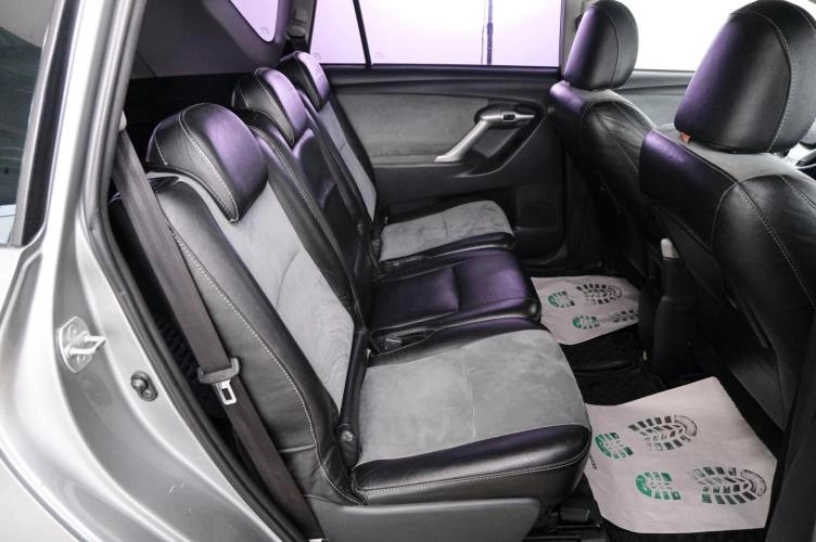 Toyota Verso 21 из 22