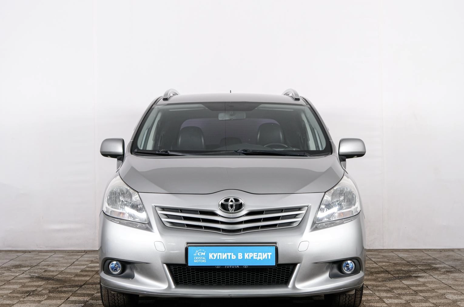 Toyota Verso 2 из 22