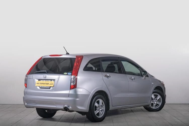 Honda Stream 6 из 6