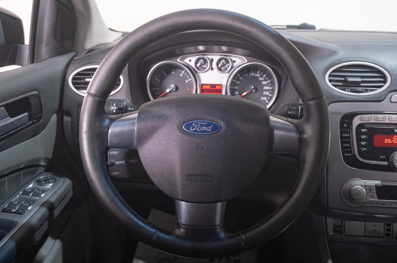 Ford Focus 13 из 21