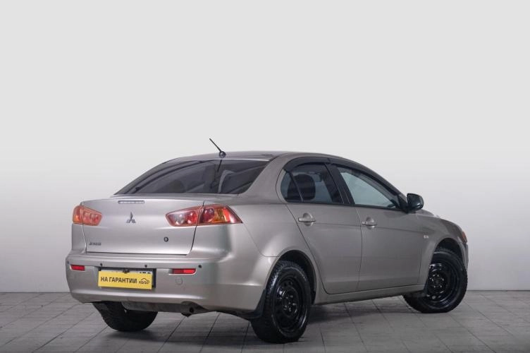 Mitsubishi Lancer 6 из 6