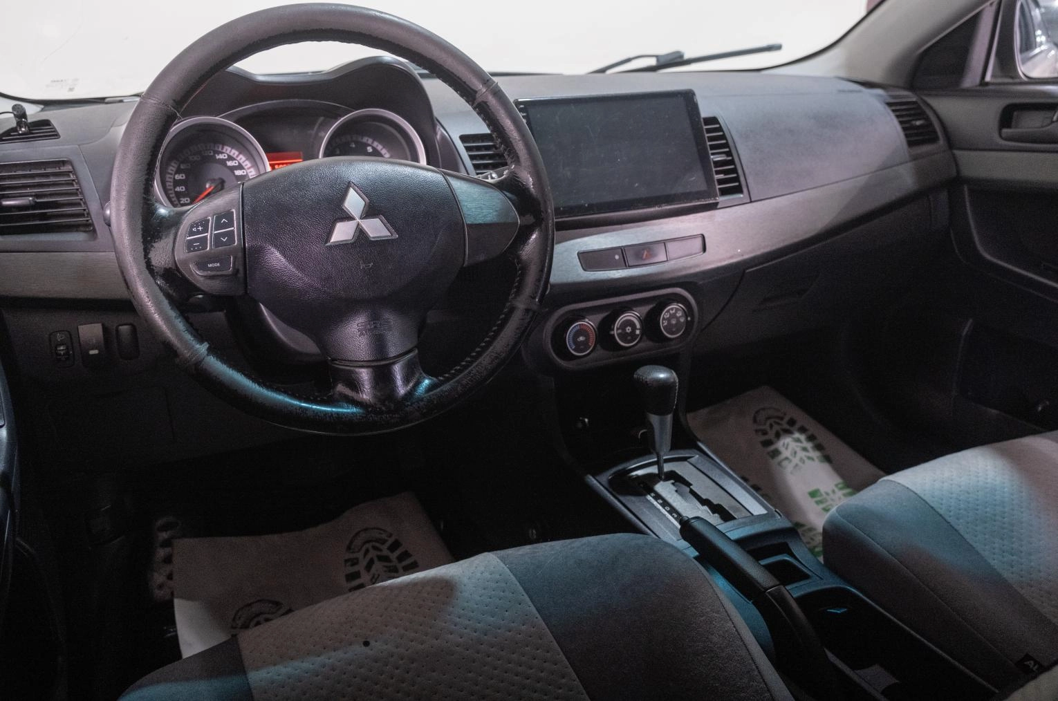 Mitsubishi Lancer 8 из 21