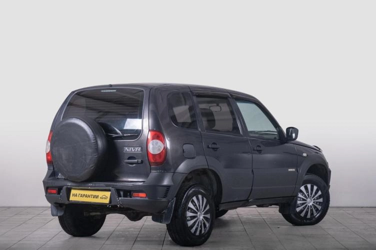 Chevrolet Niva 6 из 6