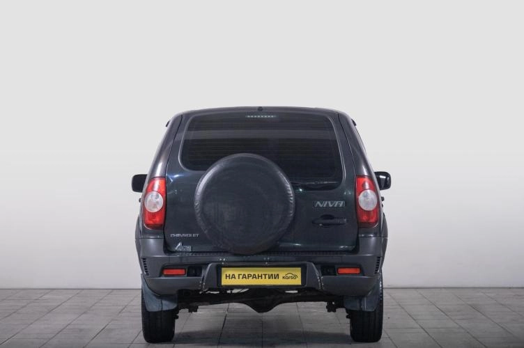 Chevrolet Niva 4 из 5