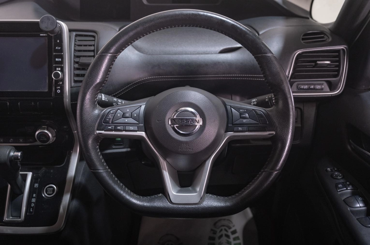 Nissan Serena 14 из 25