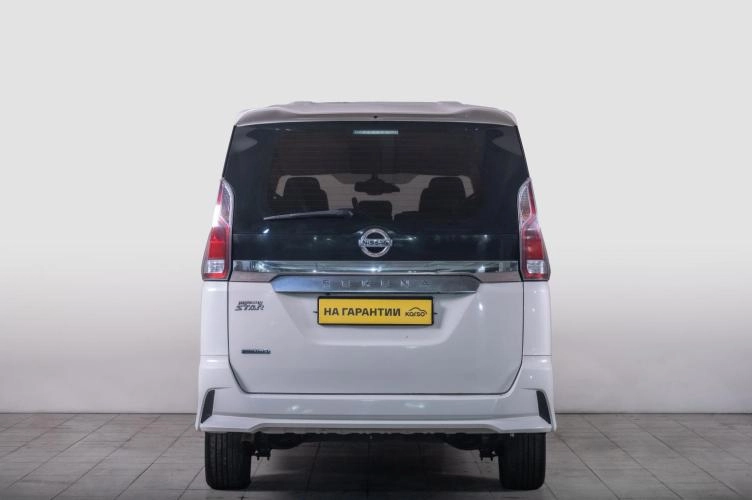 Nissan Serena 4 из 5