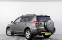 Toyota RAV4 4 из 23