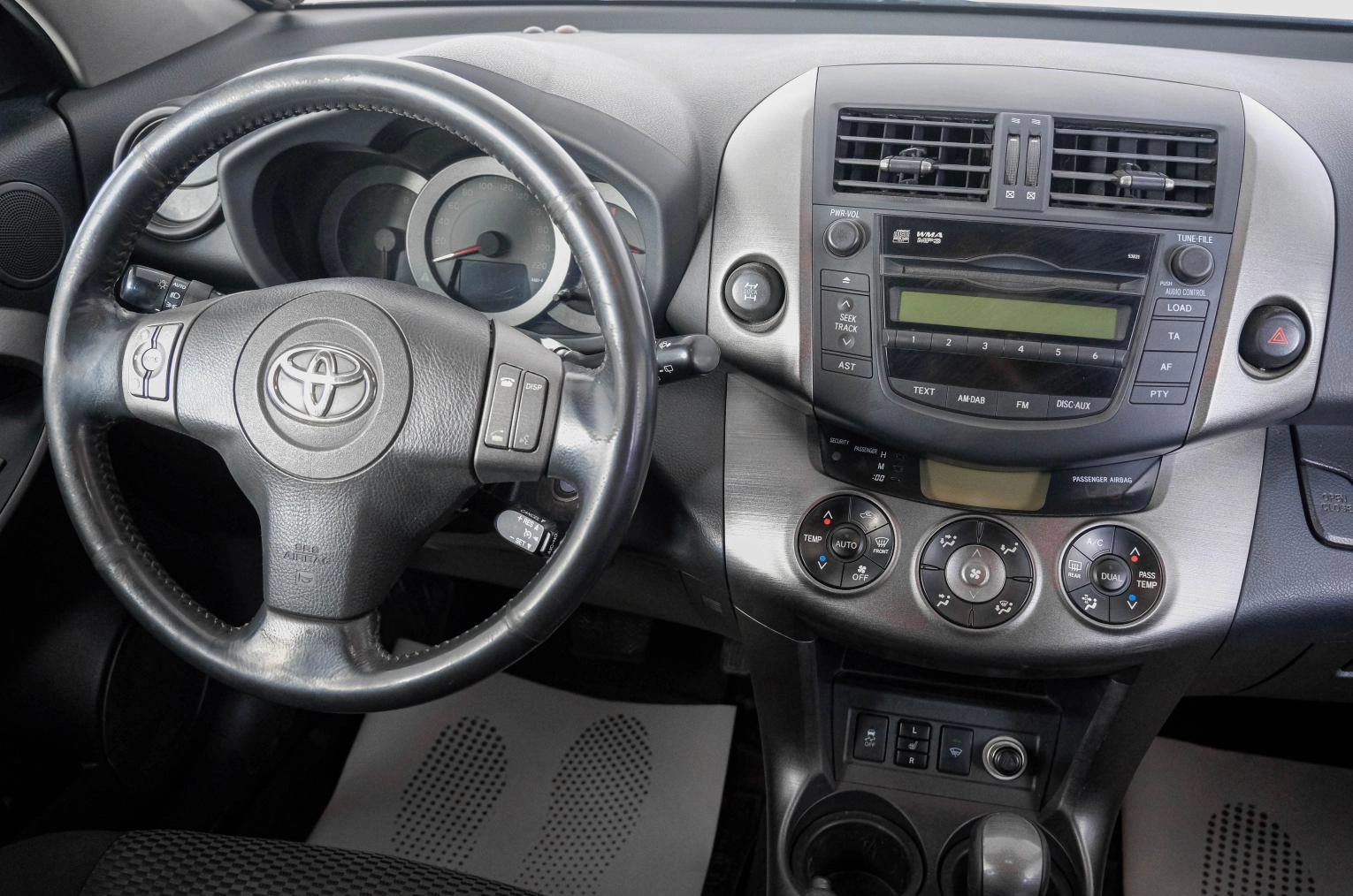 Toyota RAV4 12 из 23