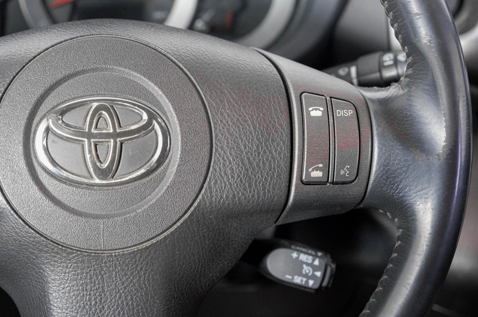 Toyota RAV4 17 из 23