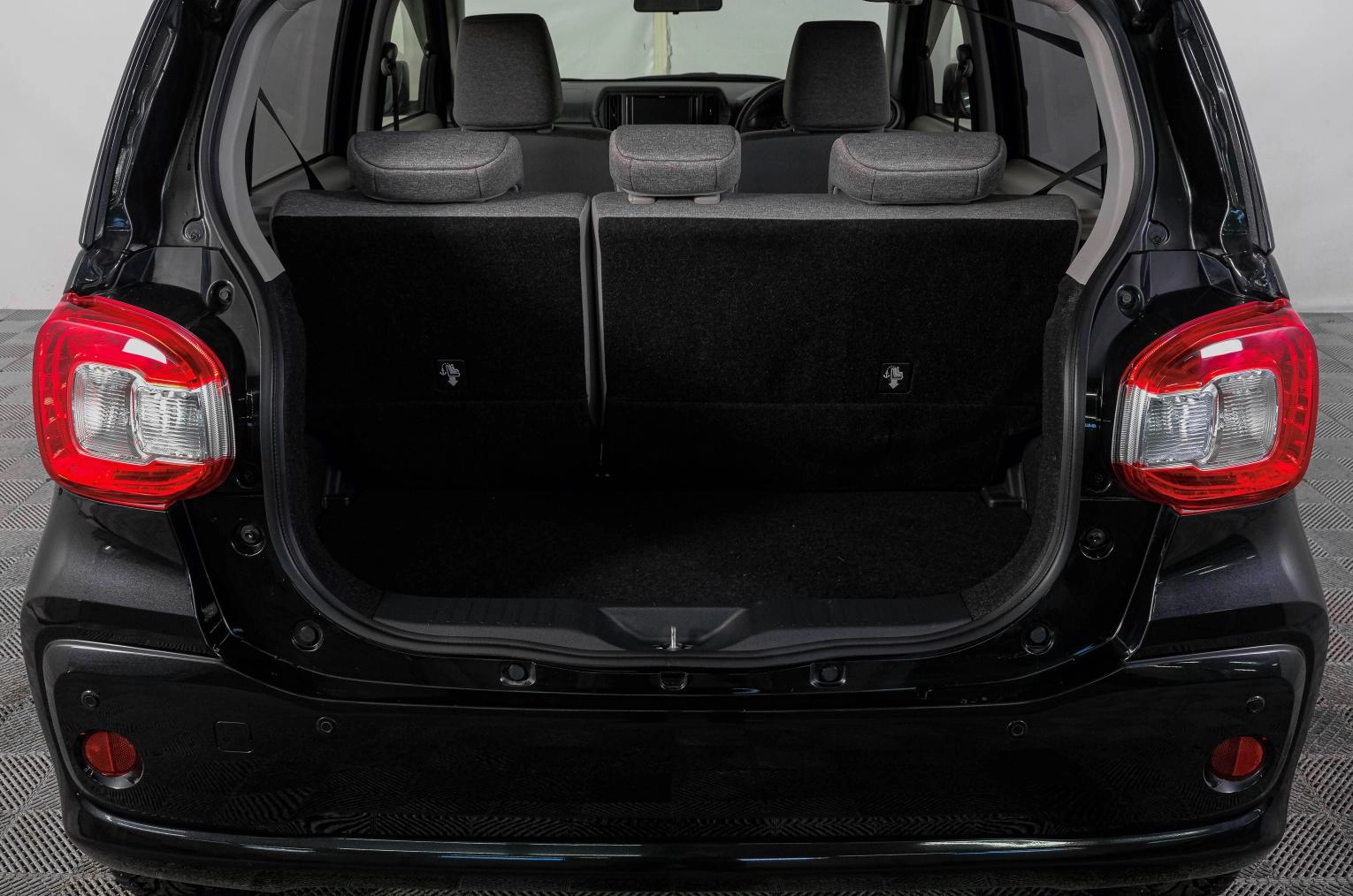 Toyota Passo 7 из 20