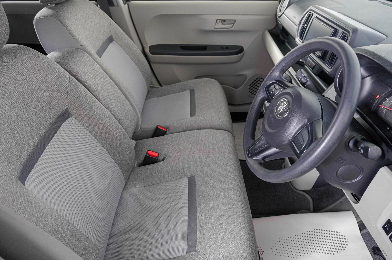 Toyota Passo 11 из 20