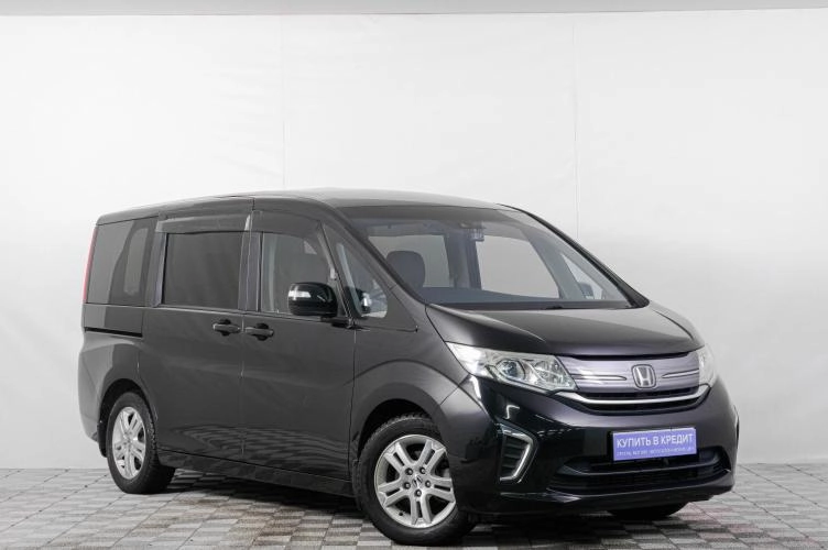 Honda Stepwgn 2015 года