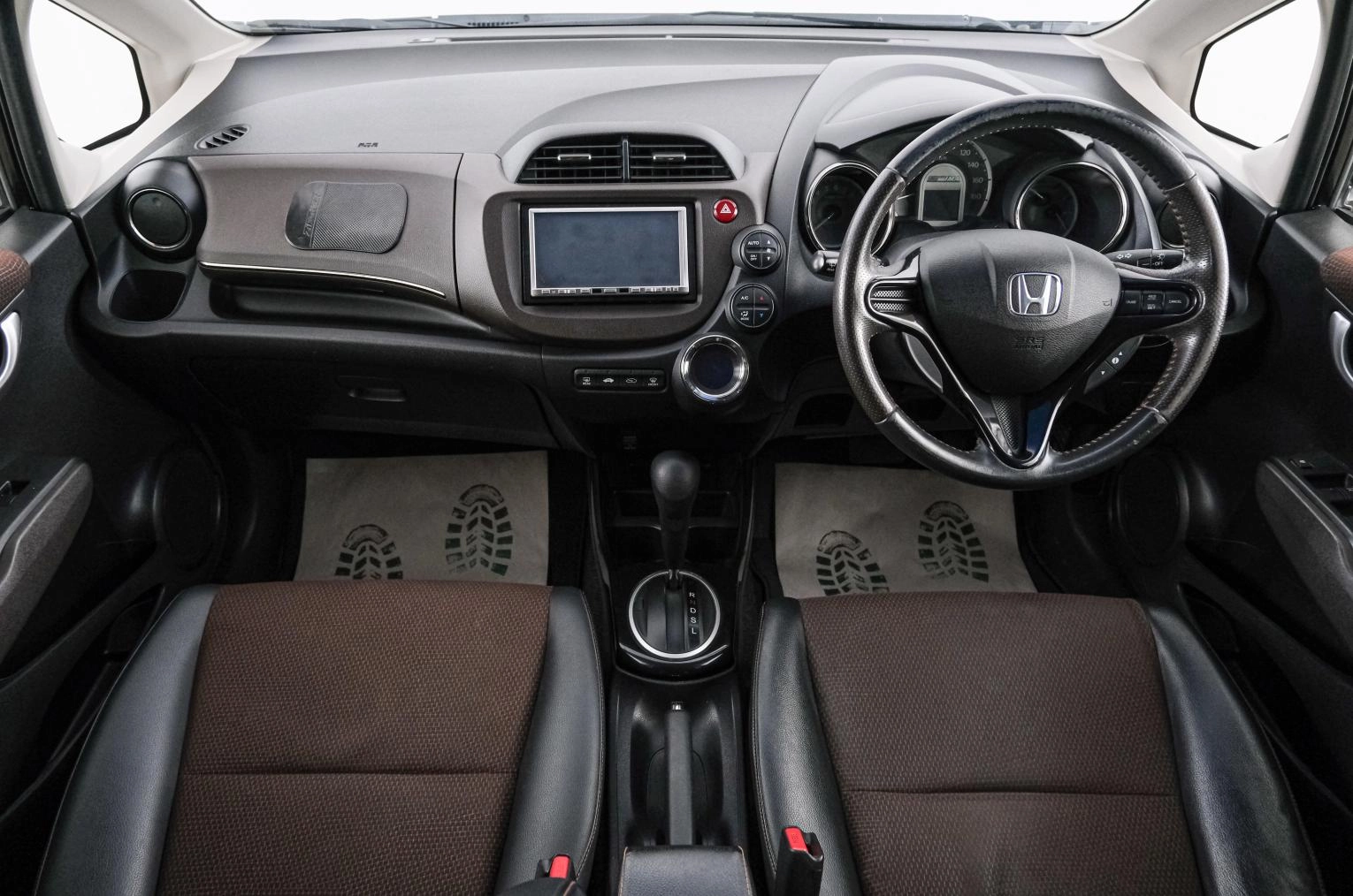 Honda Fit Shuttle 10 из 21