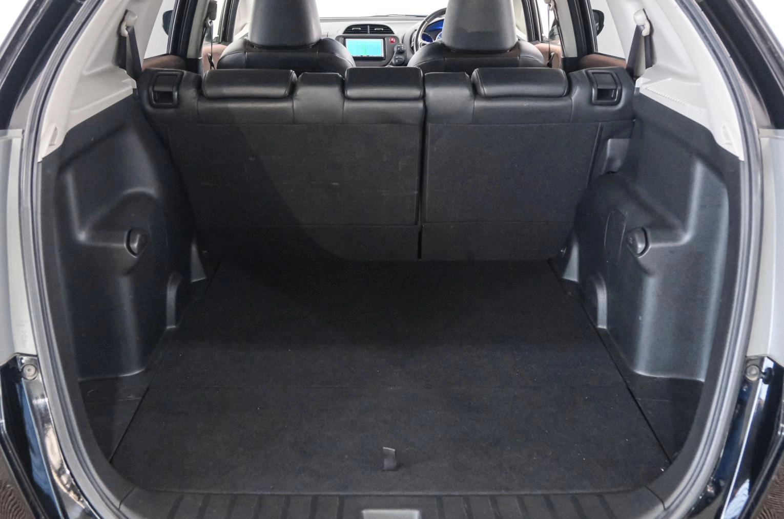 Honda Fit Shuttle 21 из 21