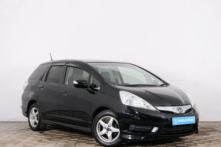 Honda Fit Shuttle 2012 года