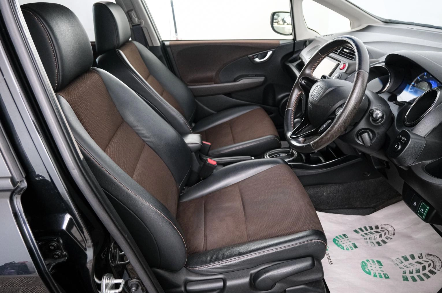 Honda Fit Shuttle 7 из 21