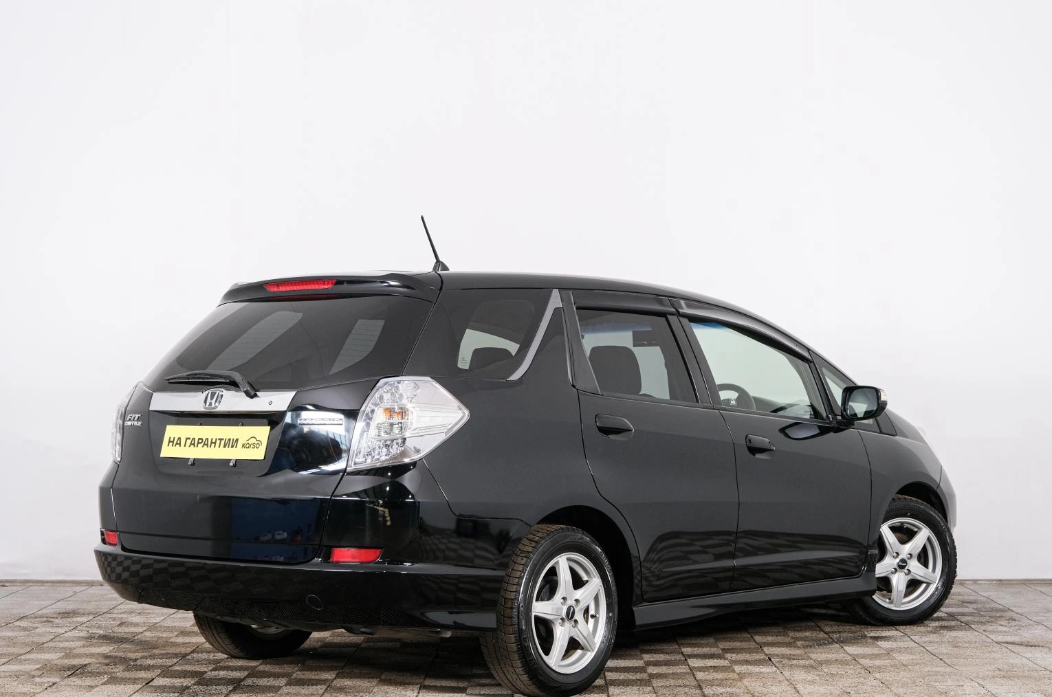 Honda Fit Shuttle 6 из 21
