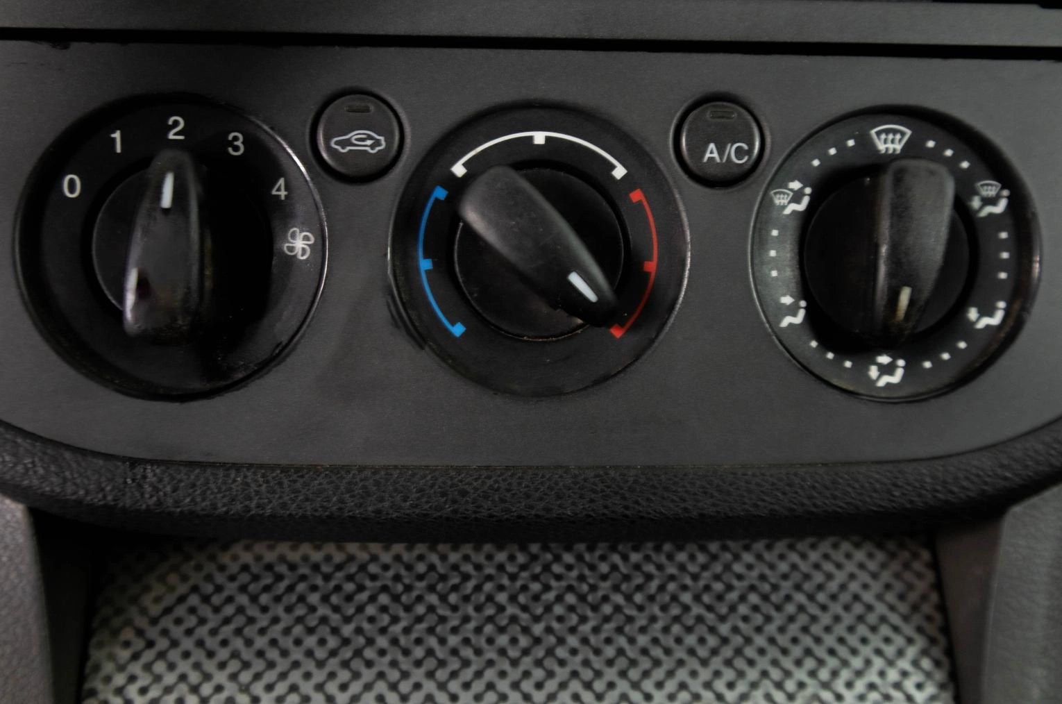 Ford C-MAX 17 из 20