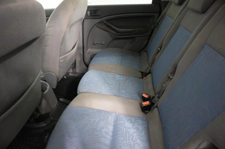 Ford C-MAX 9 из 20