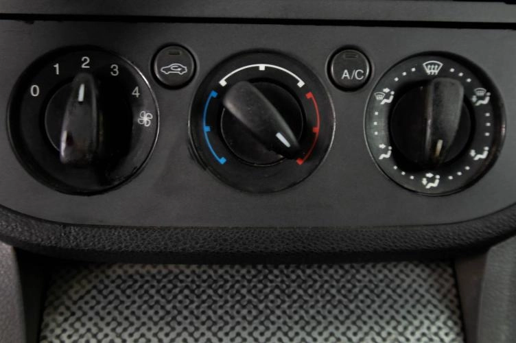 Ford C-MAX 17 из 20