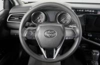 Toyota Camry 15 из 23