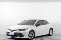 Toyota Camry 3 из 23