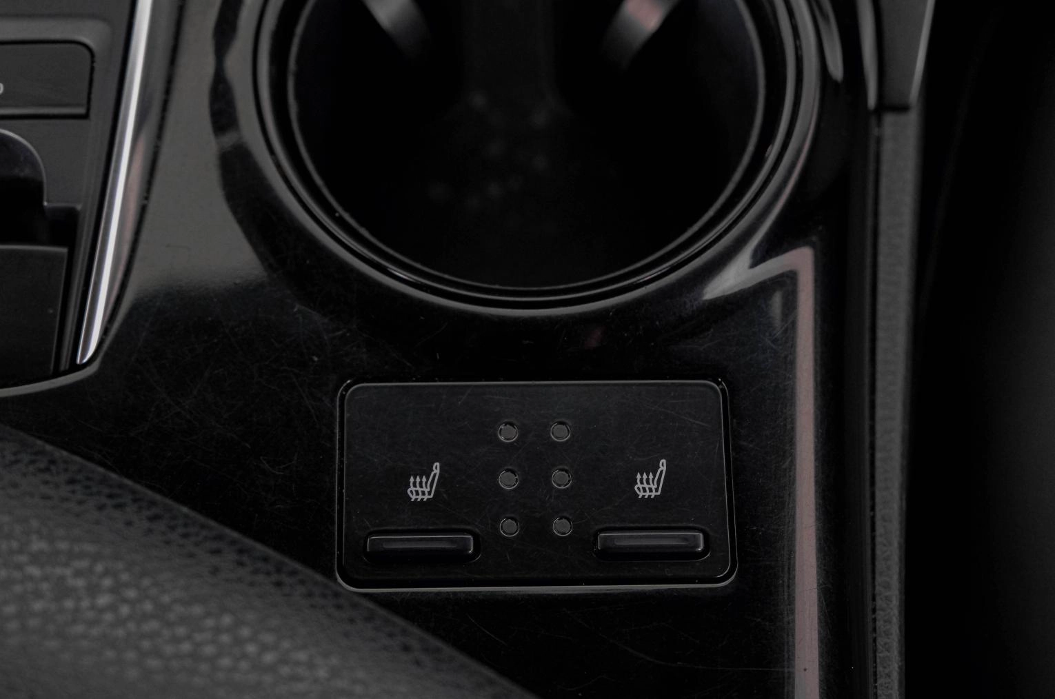 Toyota Camry 20 из 23