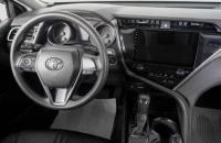 Toyota Camry 12 из 23