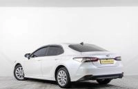 Toyota Camry 4 из 23