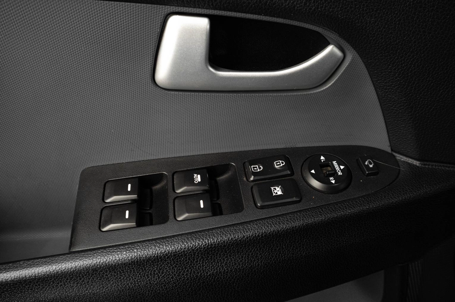 KIA Sportage 8 из 18