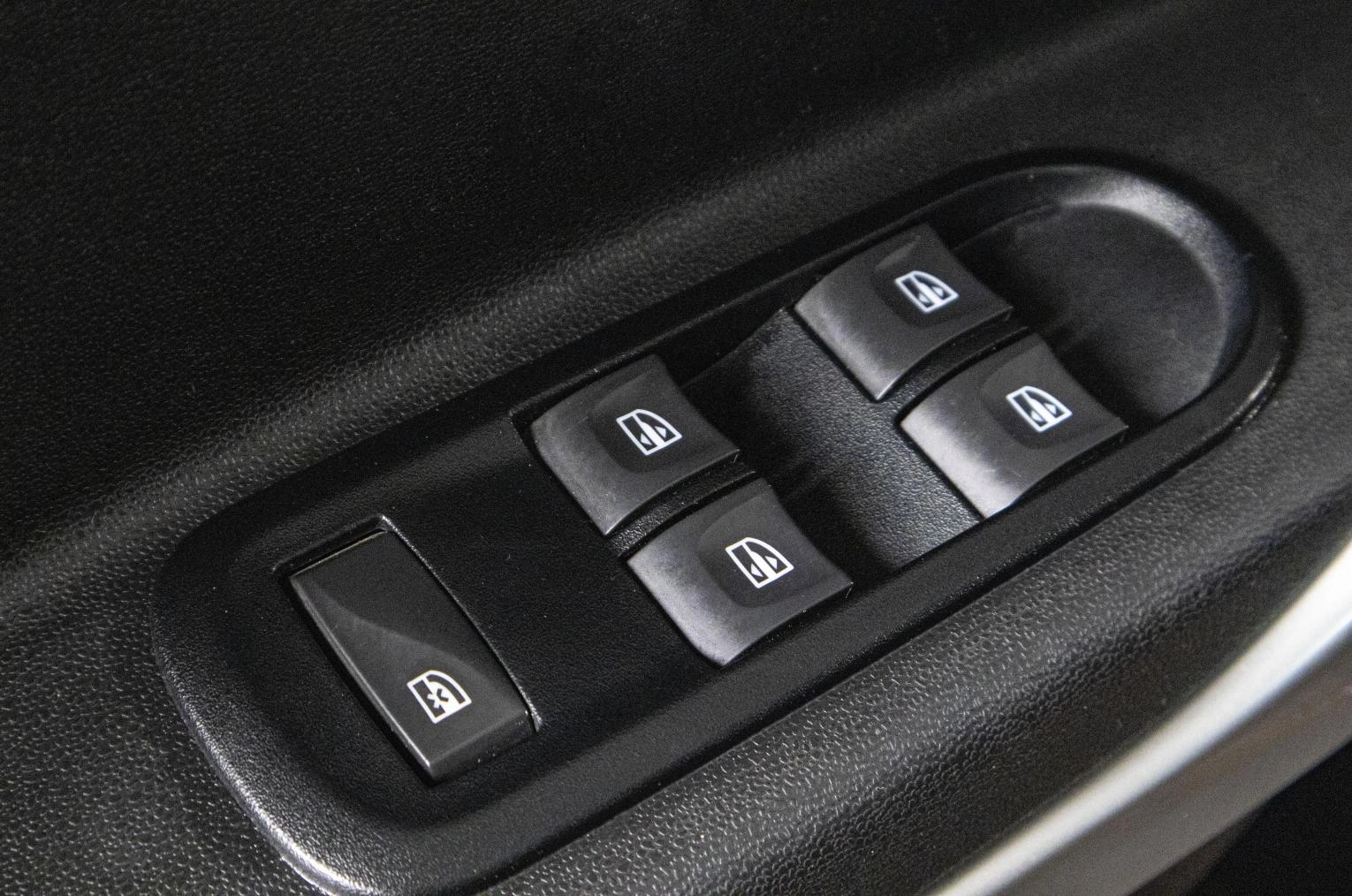 ВАЗ (LADA) XRAY 7 из 17